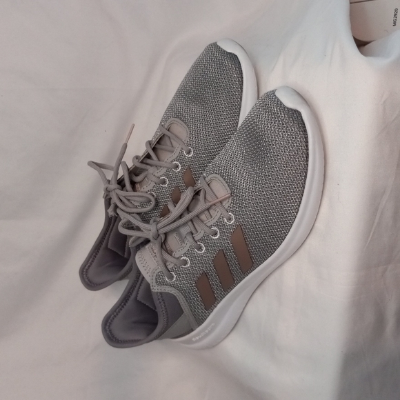 Adidas Cloudfoam, grey